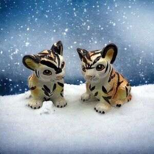 Tigers Ceramic pair by Shefford Japan